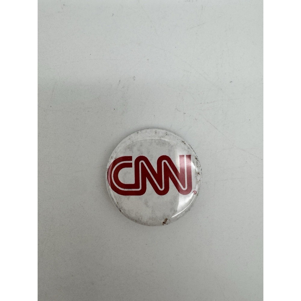 CNN Pinback Button Badge Pin Vintage Souvenir